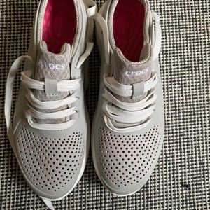 Women’s crocs sneakers